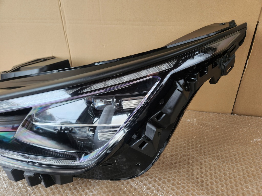 фото №4, Kia ev6 лампа full led левая 21-