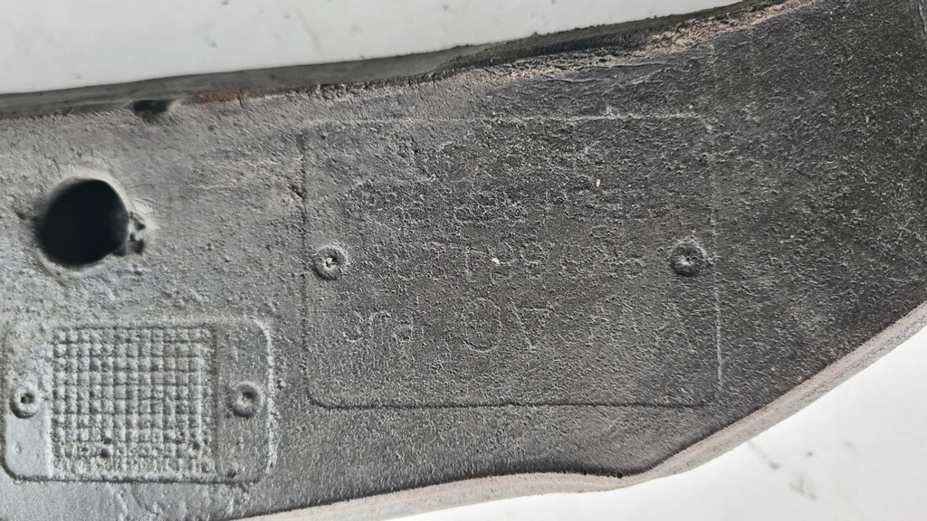 фото №7, Audi a3 8v 12-18r шумоізоляція шумоізоляція w крила праве 8v0821112c