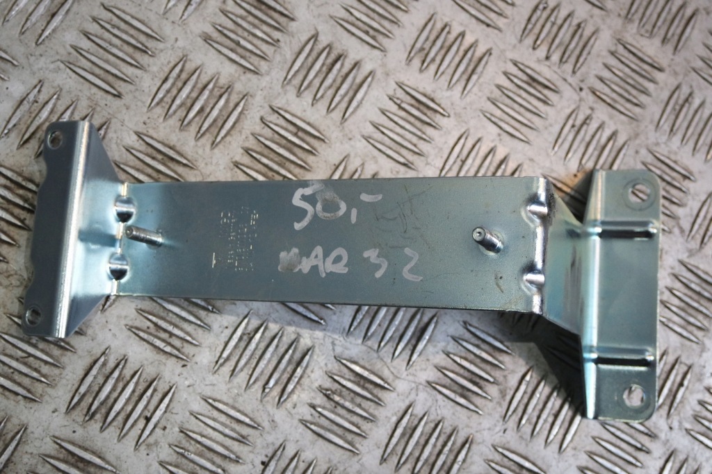 фото №1, Кронштейн кронштейн porsche panamera 97061102602