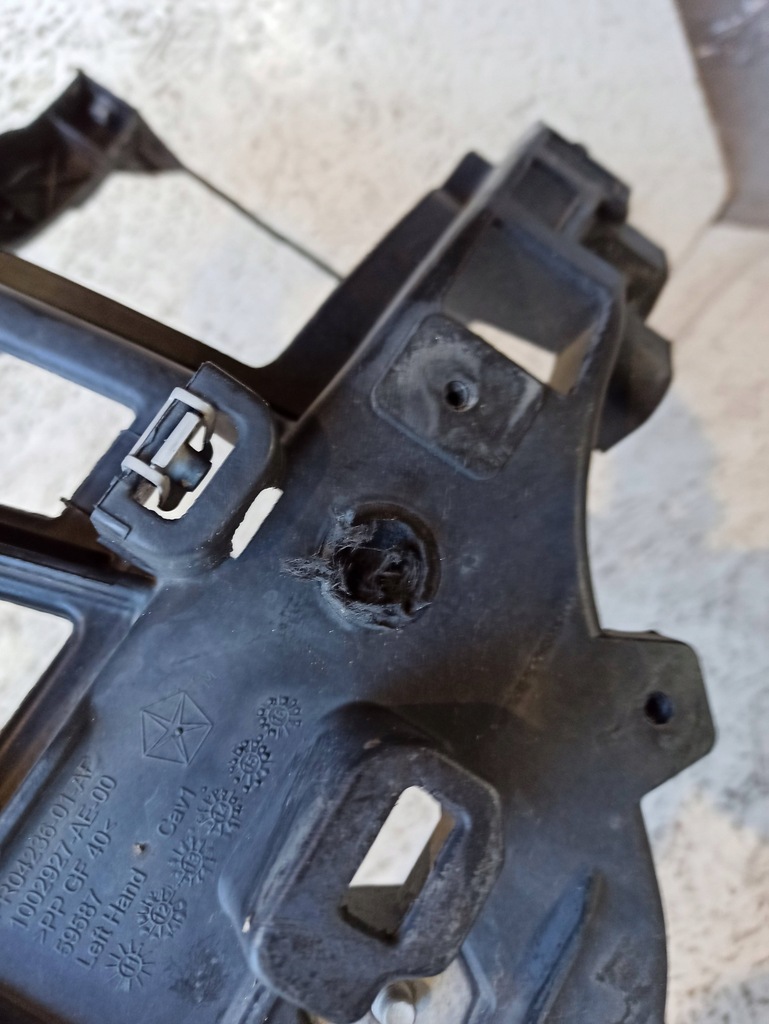 фото №9, Dodge ram 68197334aa pas передний усилитель