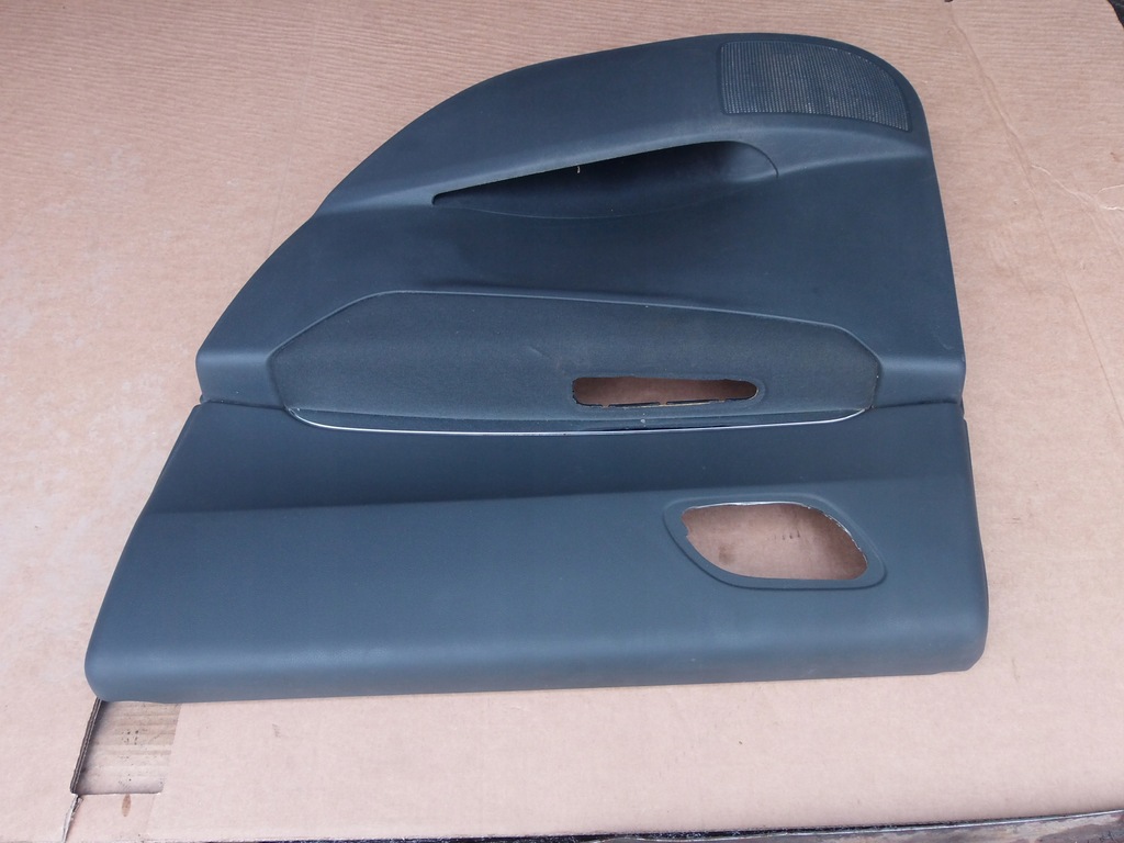 фото №4, Обшивка оббивка двері правий задня peugeot 3008