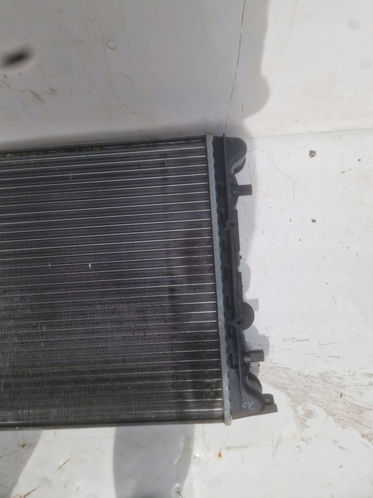 Vw new beetle радиатор двигателя воды 1c0121253a Киев