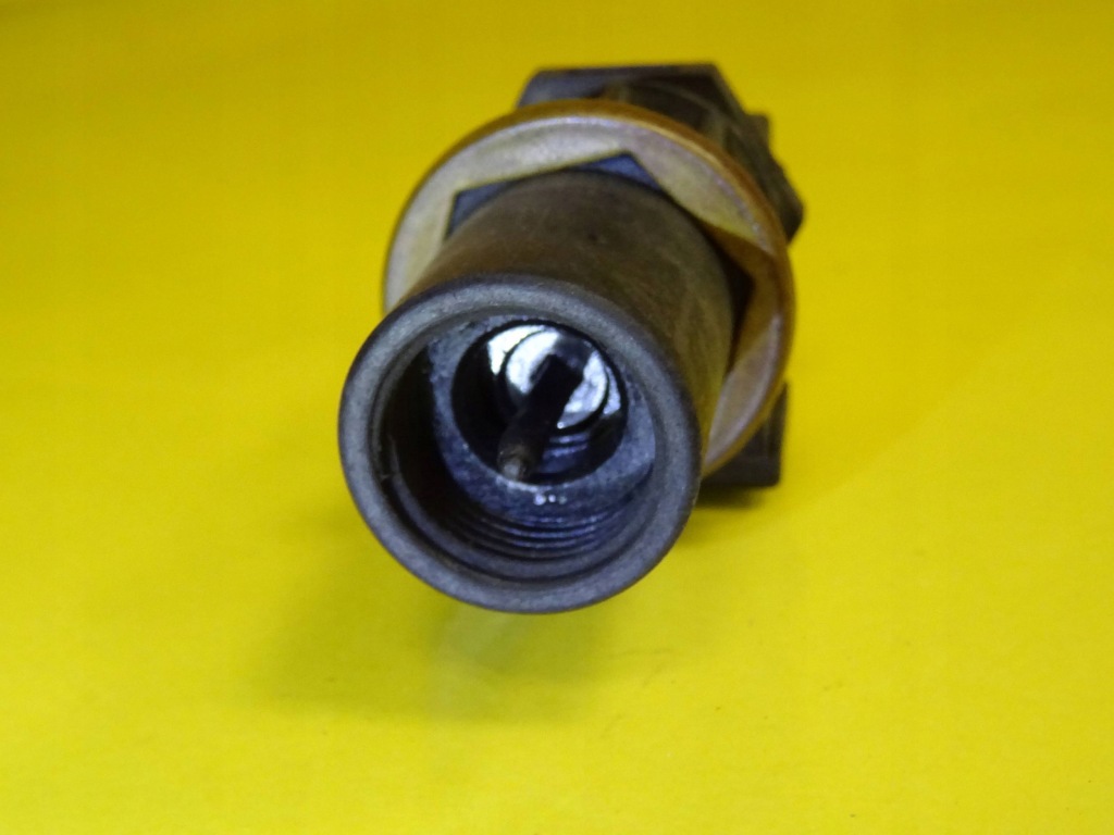 фото №6, Датчик скорости импульсатор volkswagen golf iii 357919149 nr177