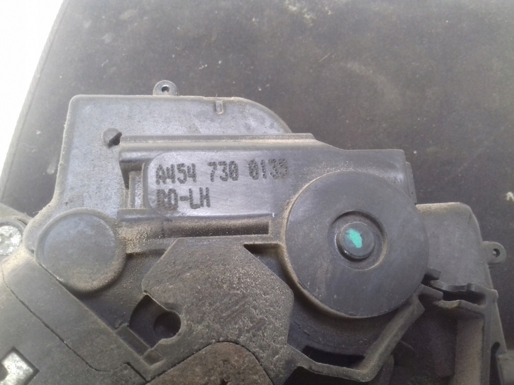 фото №3, Замок левый задняя 4547300135 smart forfour