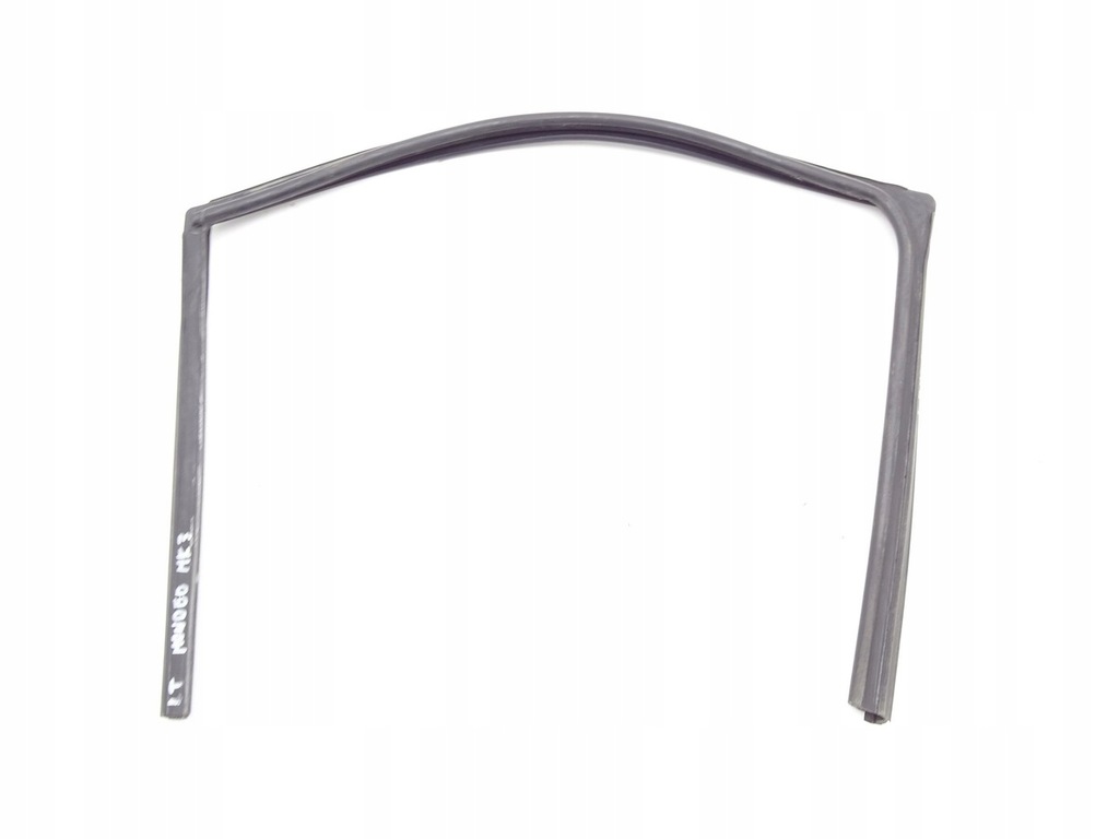 фото №1, Ford mondeo mk3 00-07 прокладка стекло левый задняя дверь