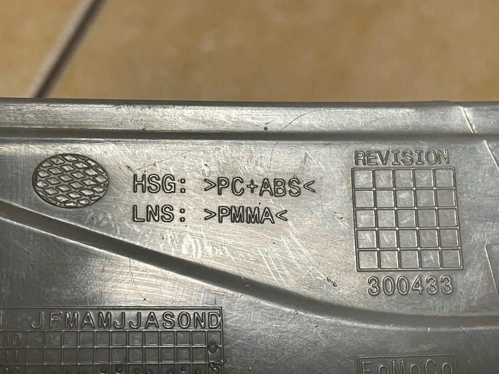 фото №7, Ford escape оригінальний номер cj54-17e847-aa відбивач бампера заднього ліва usa kuga