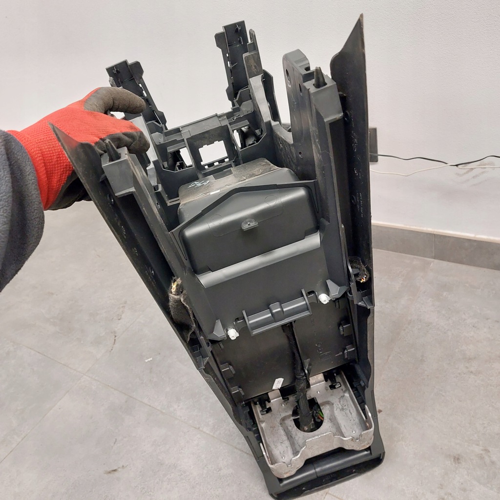 фото №11, Peugeot 5008 тунель середній 9686267677