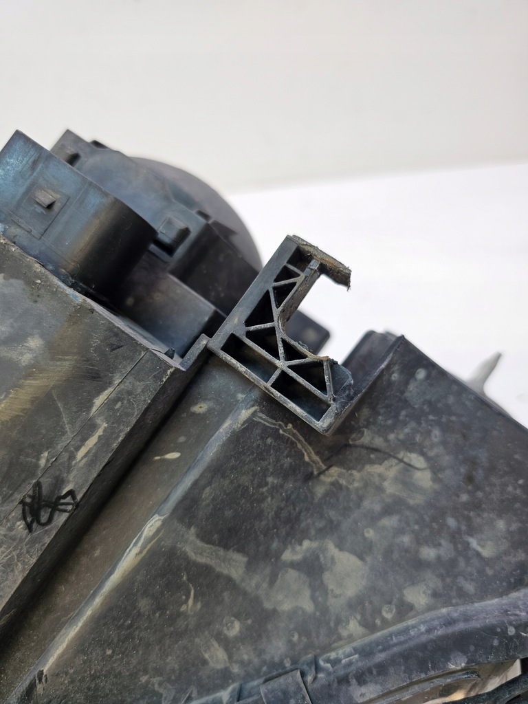 фото №10, Фара правий audi a4 b7 8e0941004aj europa