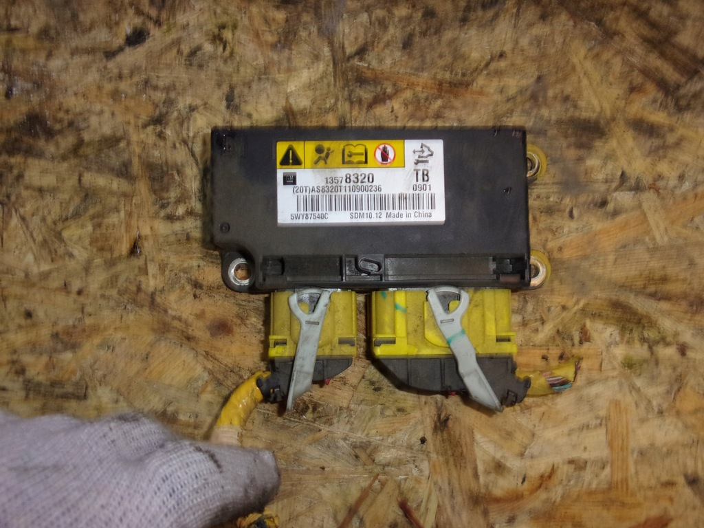 фото №1, Chevrolet aveo t300 датчик подушек air bag