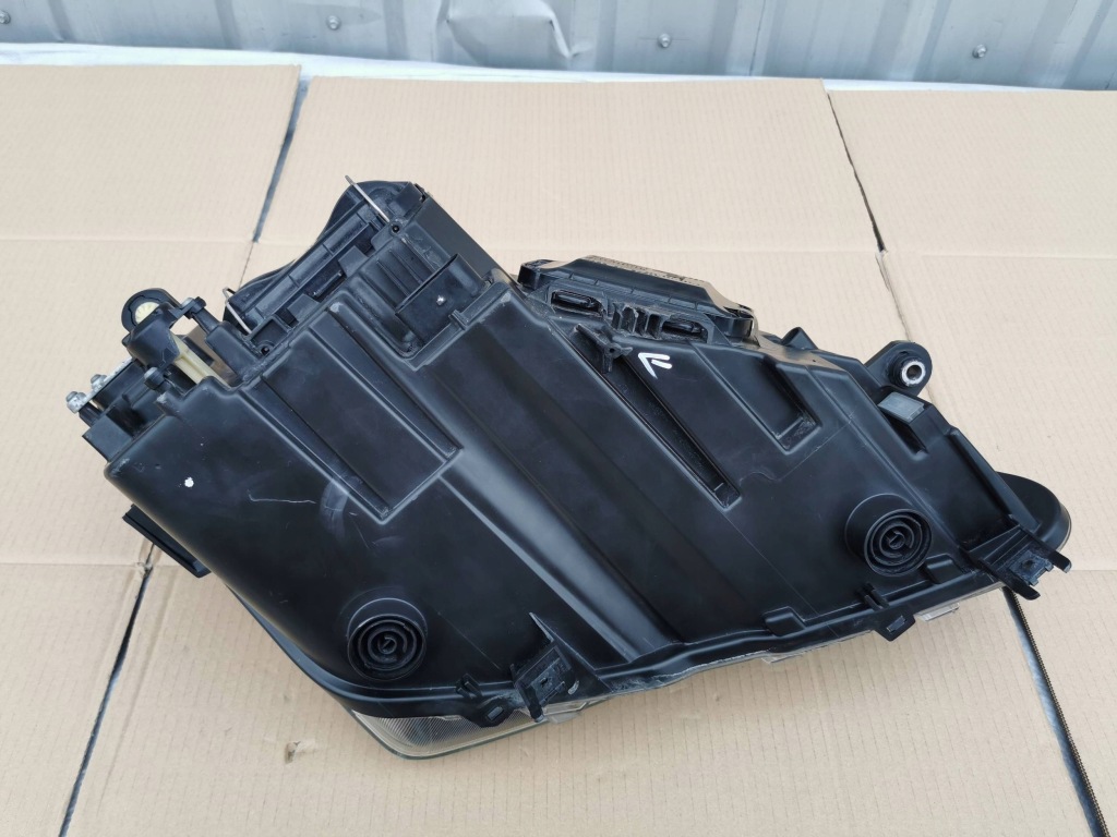Seat ateca 575 576941005a фара передняя левая обычная led европа Оригинал