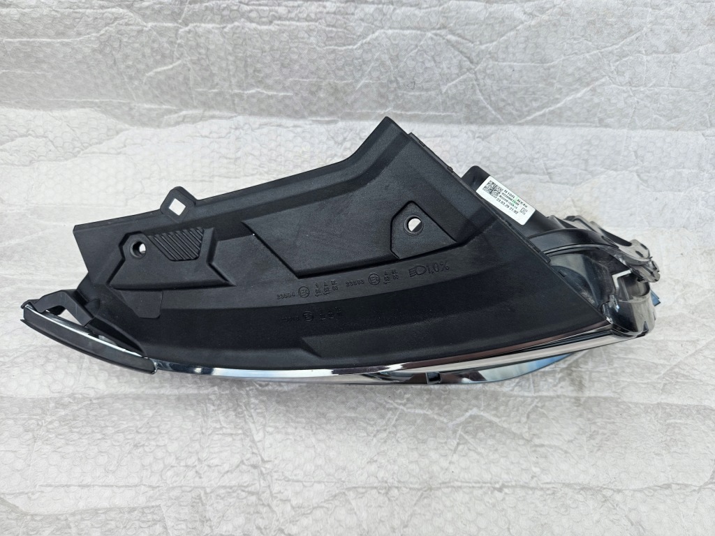 Hyundai tucson фара перед правая full led 92208-n7100 с Разборки