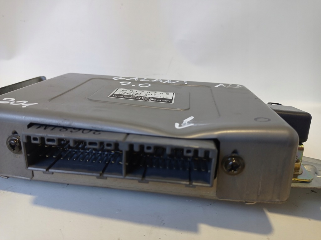 фото №6, Бортовой компьютер блок управления mitsubishi galant 2.0 mr173765