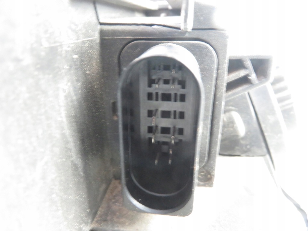 фото №6, Лампа левая передняя audi q7 4l0941003b