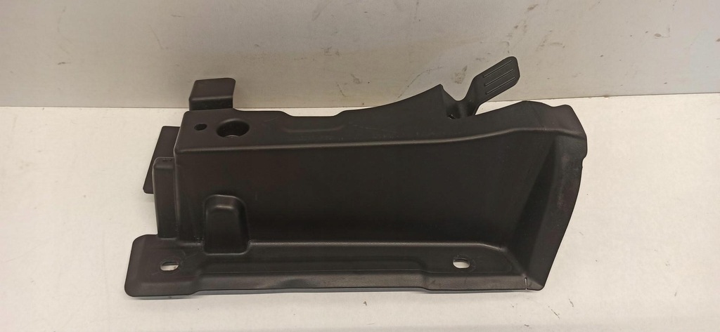 фото №1, Volvo xc40 захист жабо ліва 31651566