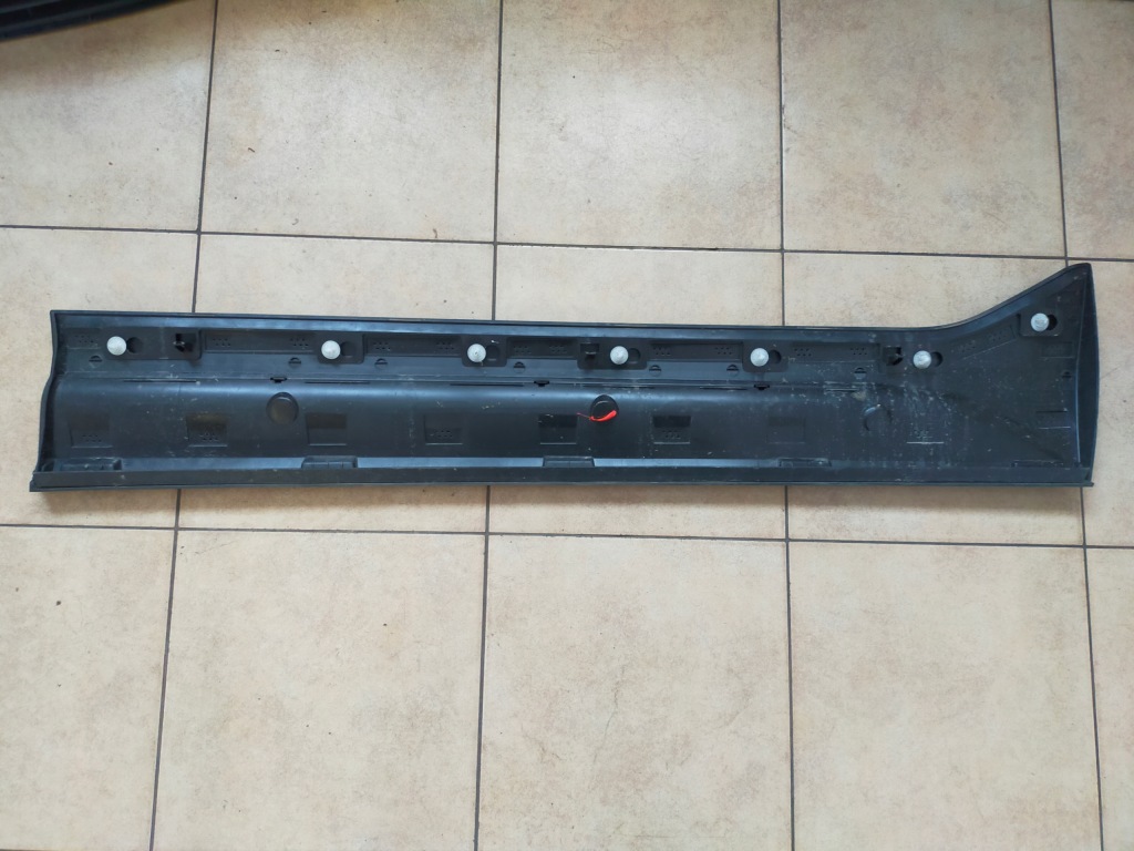 фото №2, Volvo xc40 2018- молдинг дверь левая передняя