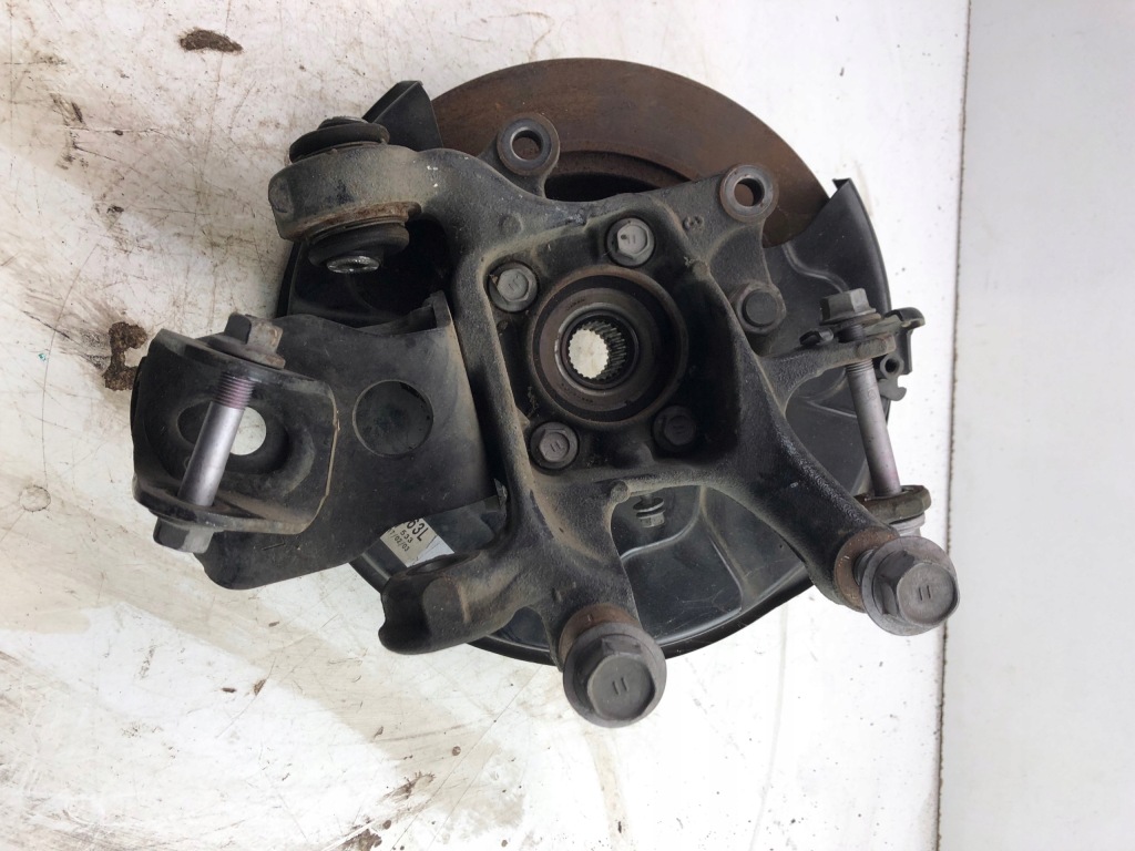 фото №2, Lexus nx поворотний кулак ступиця правий лівий задня