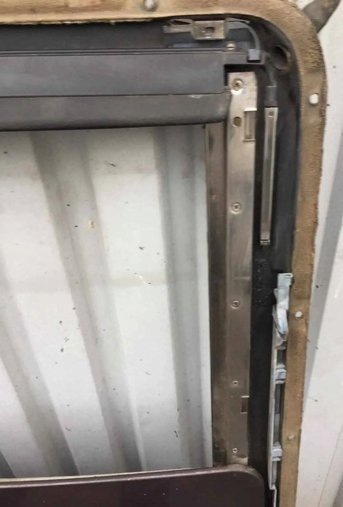 фото №8, Mercedes-benz s w126 1985 люк