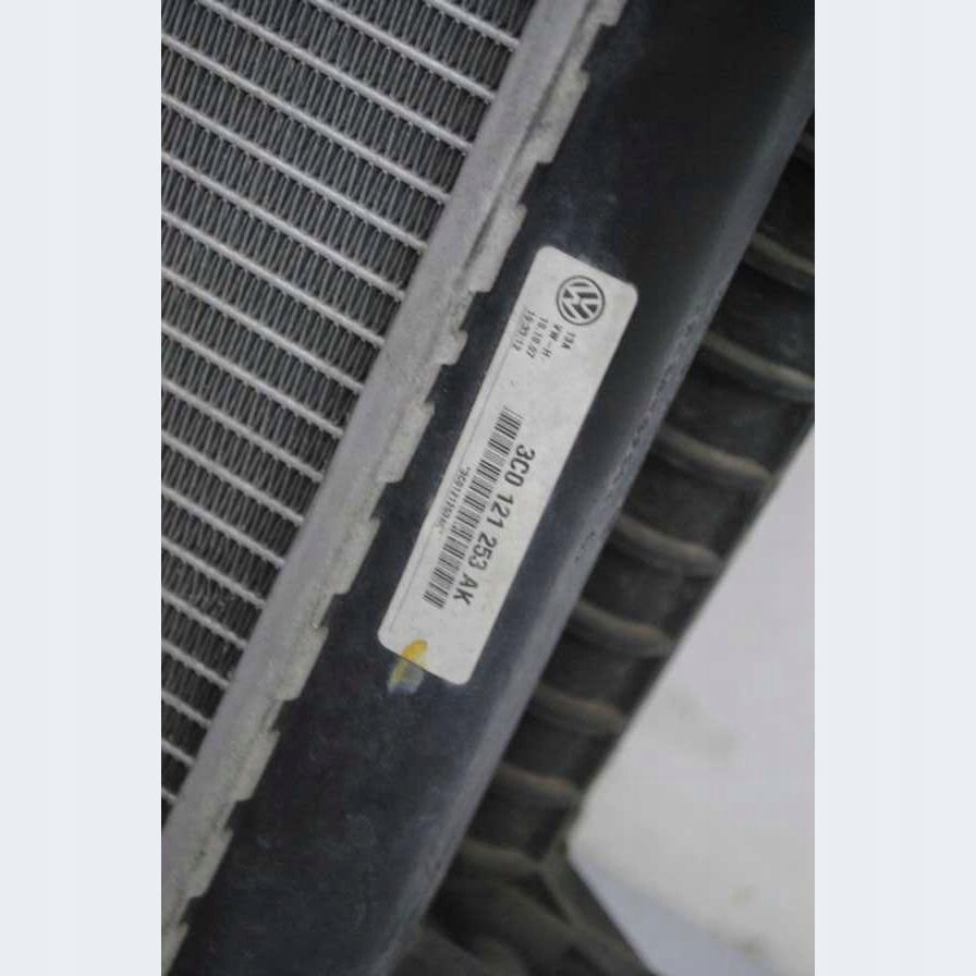 Volkswagen оригінальний номер 3c0121253ak радіатор, система охолодження двигуна в Україні