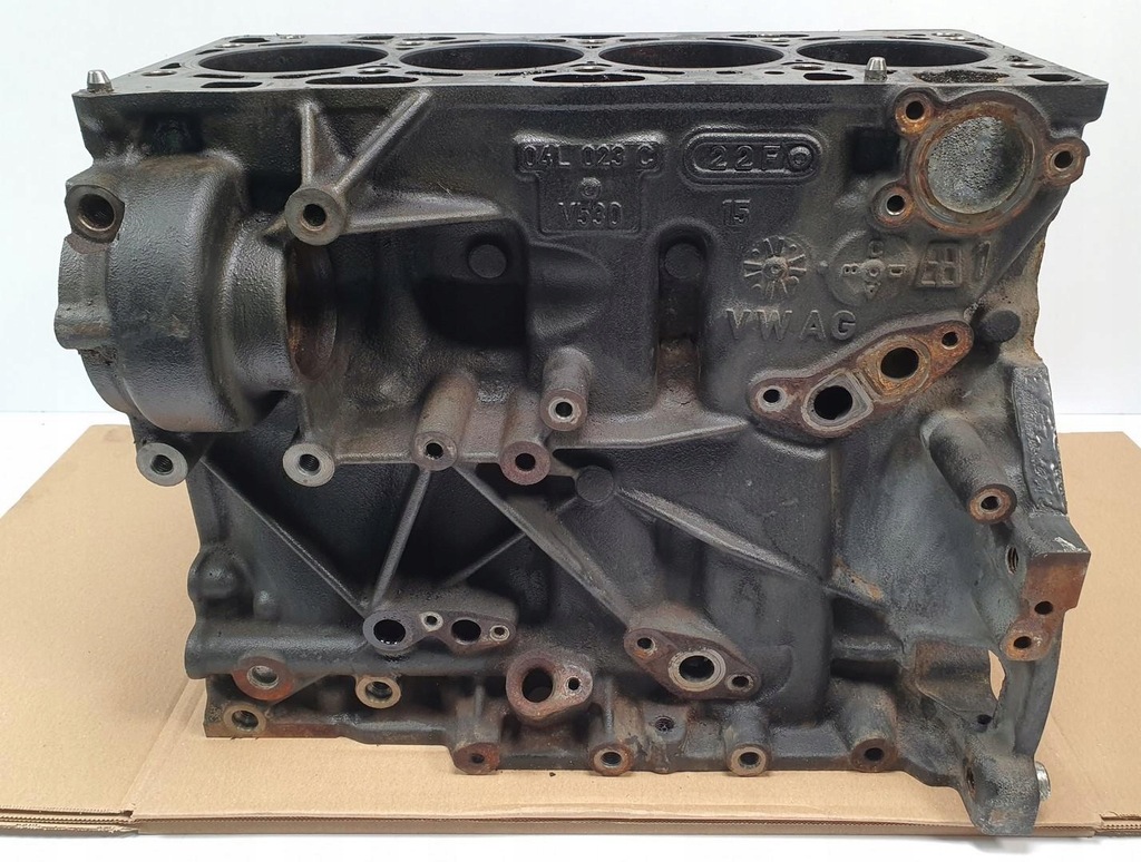 фото №7, Блок двигателя cuu vw new beetle ii 2.0 04l023c