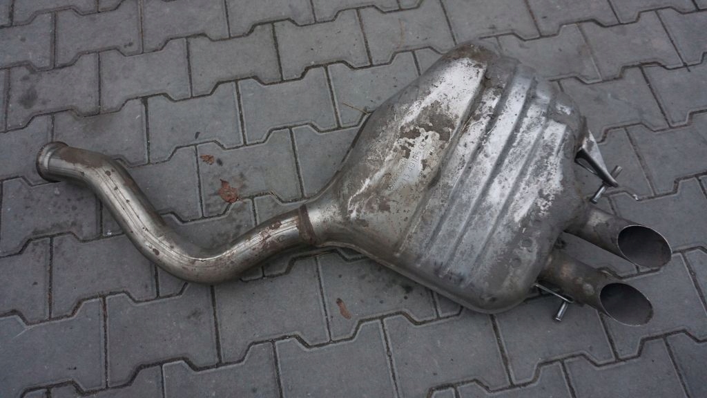 фото №1, Mercedes e w 213 - гасник вихлоп