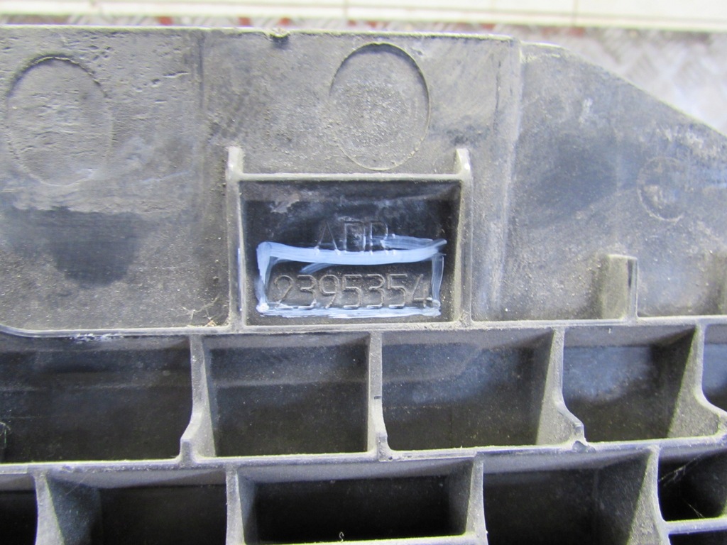 фото №14, Кришка акумуляторів 2428035 2395354 scania r 13-18r.