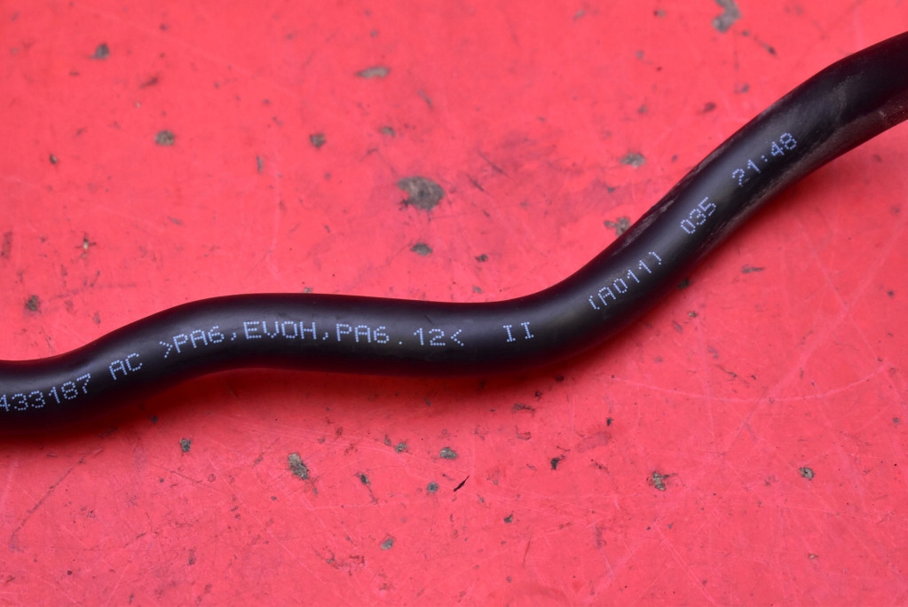 фото №7, Шланг трубка фільтра вугільний 7433187 opel mokka b 1.2 t 130 km 20-