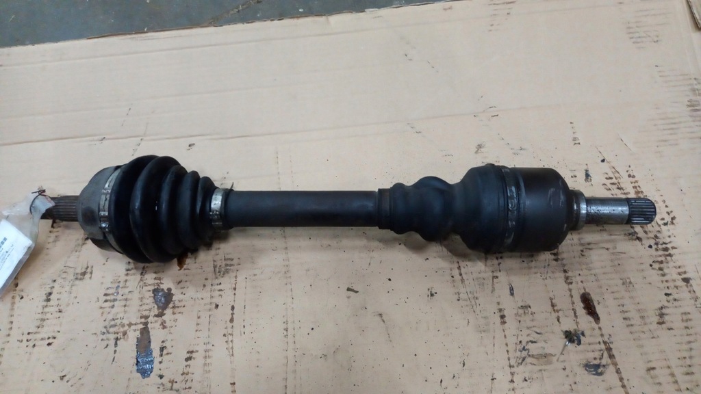 фото №1, Приводной вал левая citroen berlingo 04r