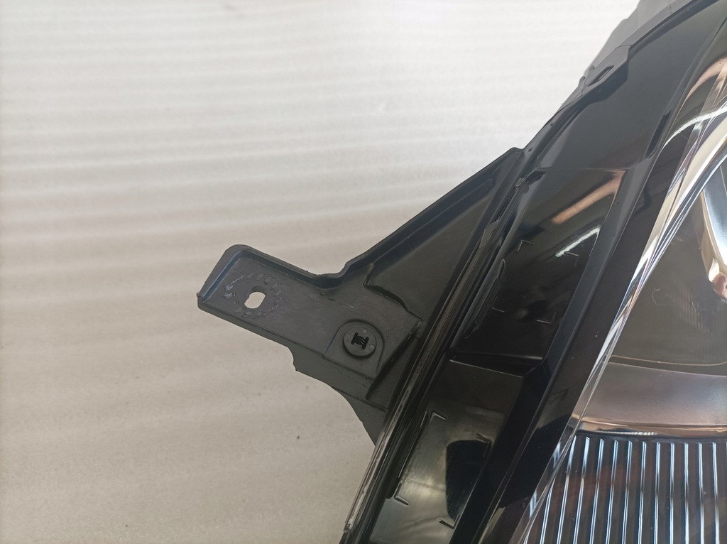 фото №3, Ford puma лампа левая перед led