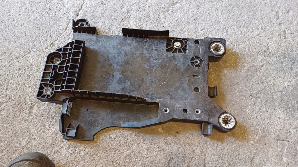 фото №1, Mini cooper f55 f56 основа акумулятор