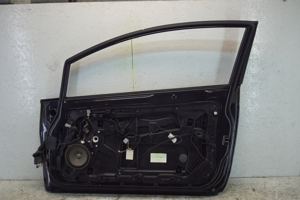 Дверь правый  перед ford fiesta mk7 3d Киев