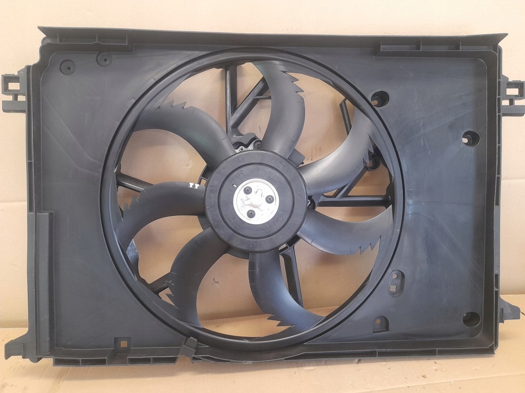 фото №3, Вентилятор корпус toyota rav 4 1636331500