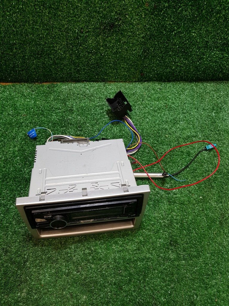 Перехідник рамка перехідник адаптер + радіо jvc kd-r482 набір do opela в Україні