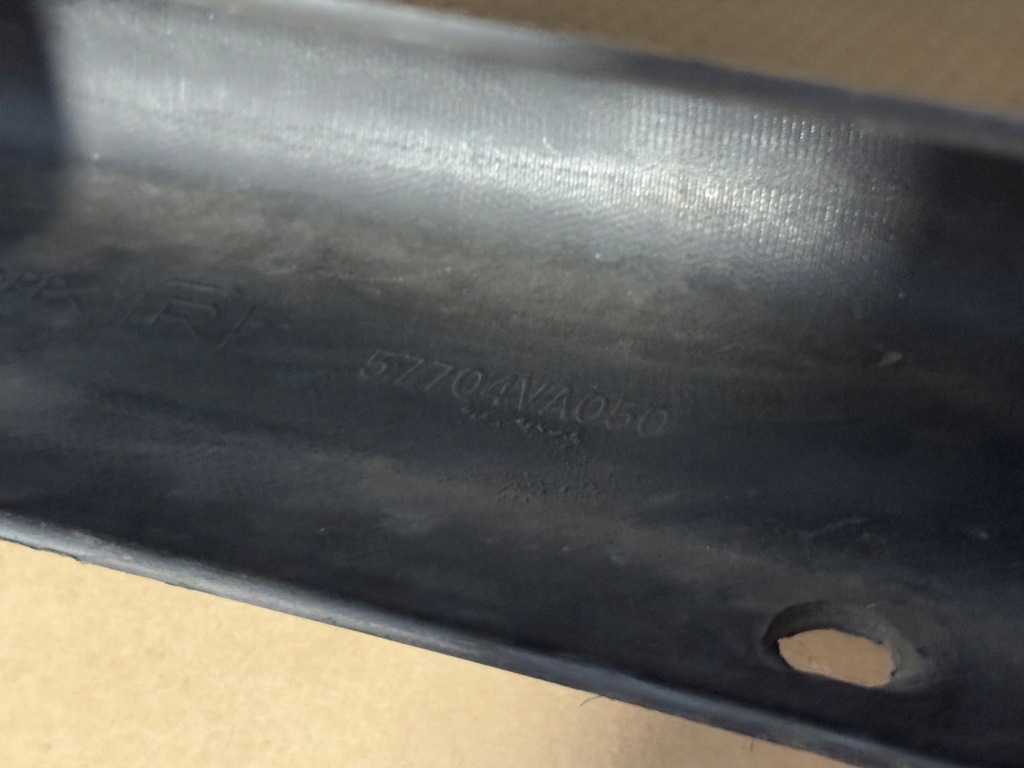 фото №8, Бампер передній ґрати subaru impreza wrx sti lift spr 57704va050 17 - 22