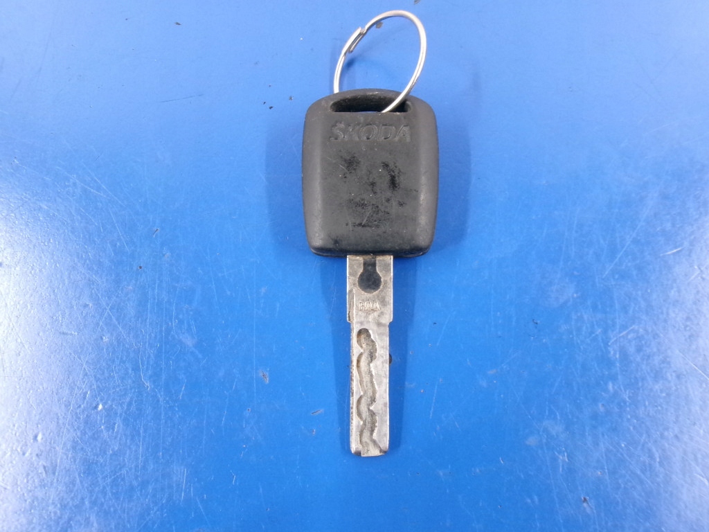 фото №8, Skoda octavia i 1.6 замок запалювання 4b0905851b ключ імобілайзер