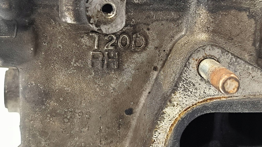 фото №8, Головка права rht20d 2.0 d subaru outback iv