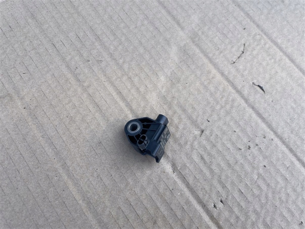 Датчик удара ударный 9496815 bmw x1 u11 24r Недорого