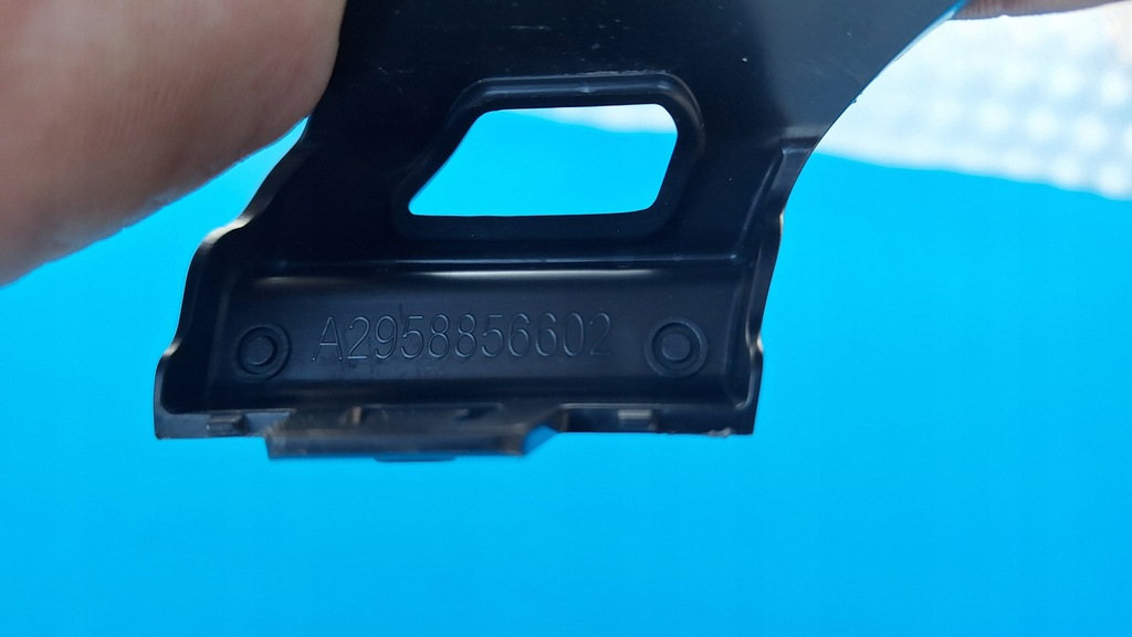 фото №7, Mercedes eqe w295 кронштейн бампера