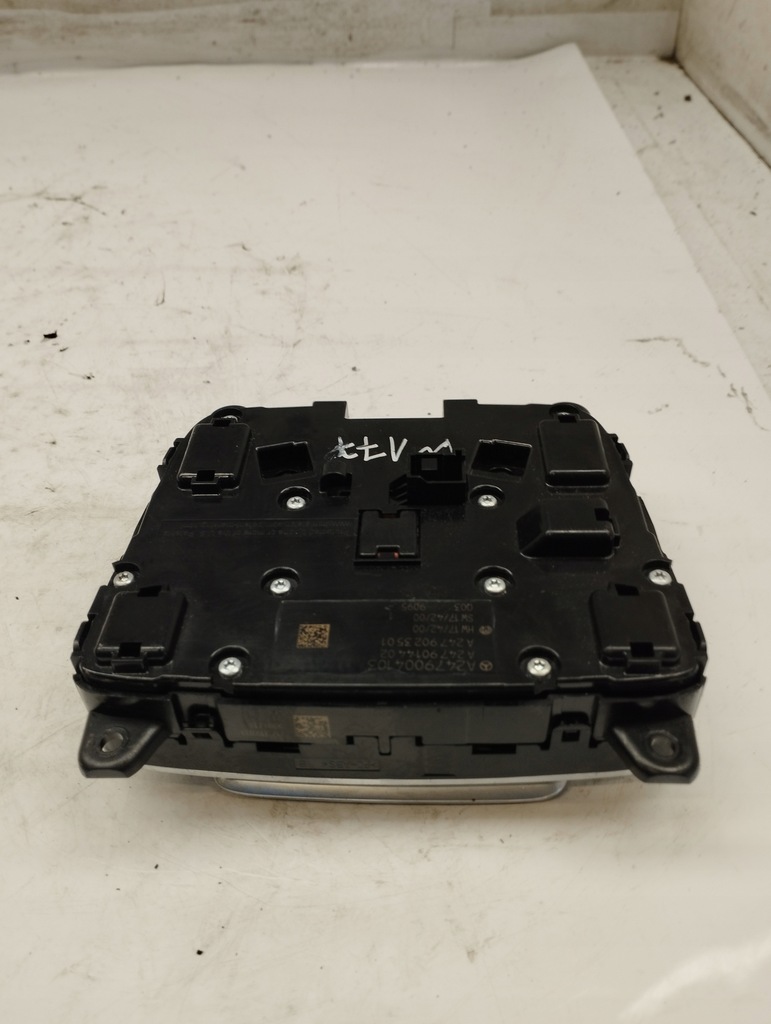 фото №9, Mercedes w177 amg a35 перемикач панель idrive тачпад a2479004103