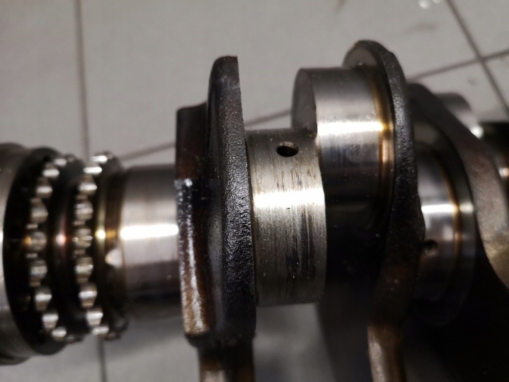 Wał коленчатый audi a6 c6 3.2 fsi auk 06ep Недорого