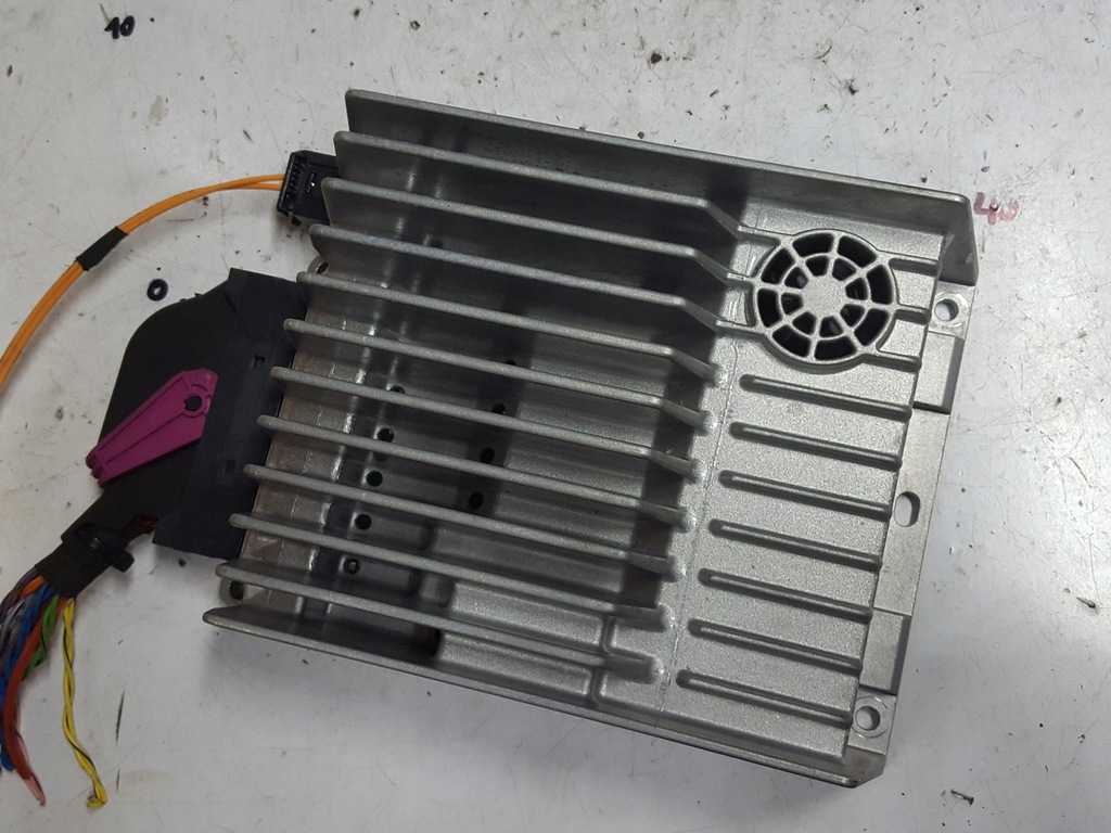 фото №1, Mercedes r172 усилитель a1729006700