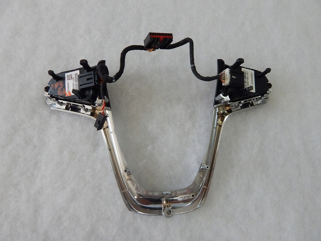 фото №6, Opel insignia a przed liftem - кнопки руля цвет коричневый