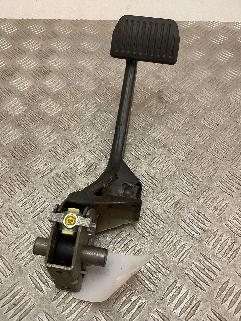 фото №1, Volvo xc90 педаль тормоза