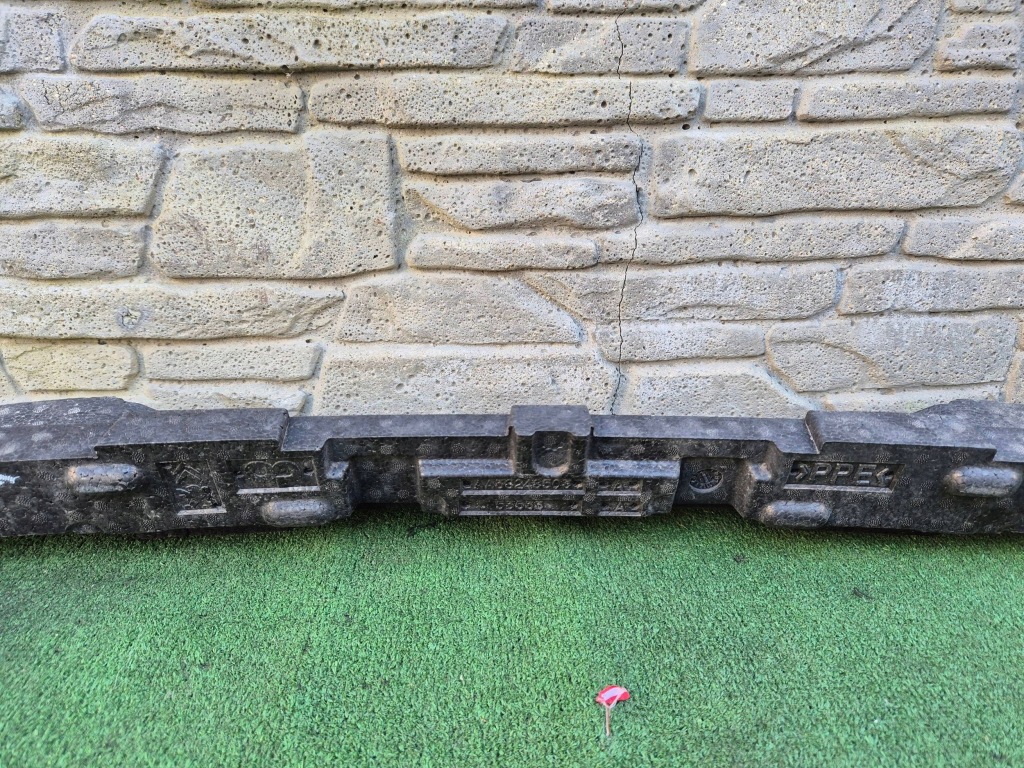 Peugeot 308 t9 рестайлинг  17- пена абсорбер под бампер передний aa382485030 с Разборки