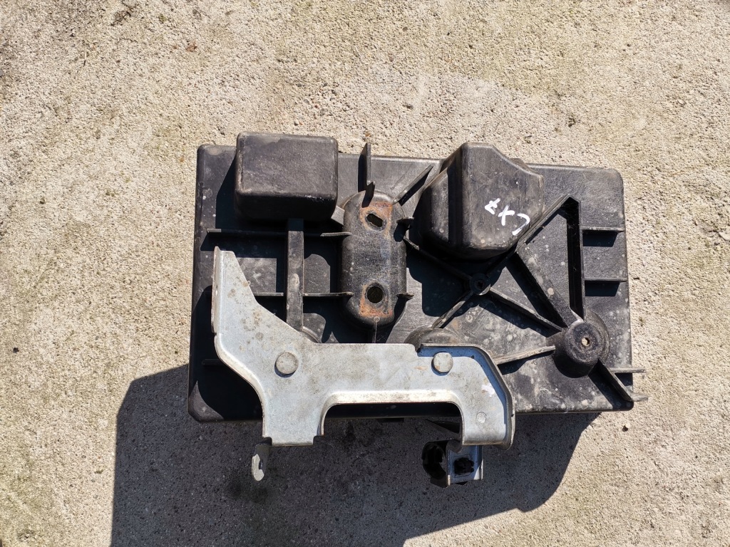 фото №2, Основание аккумулятор mazda cx-7 2.2d