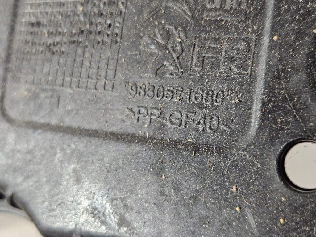 фото №5, Направляющая кронштейн панель фары правый перед berlingo partner iv 9830521680