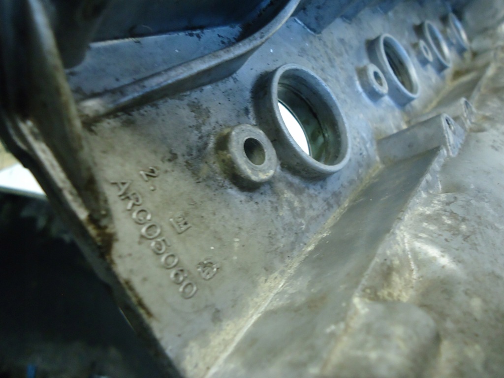 Opel insignia a opc vxr 2.0t turbo a20nft кришка клапанів Зі Шроту