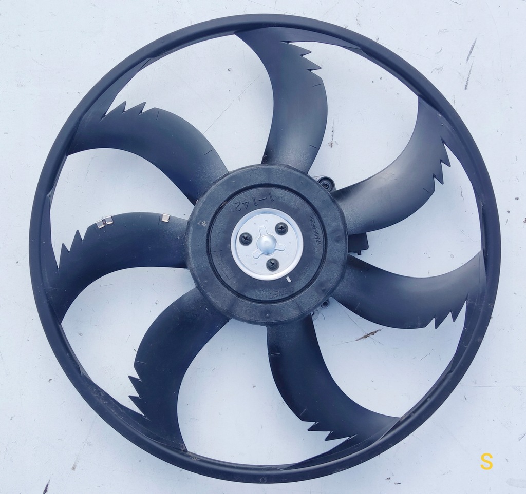 фото №1, Вентилятор радиатора моторчик вентилятора rav 4 rav4