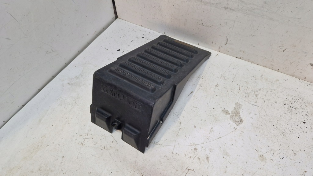 фото №1, Кришка акумуляторів renault premium 7420851544