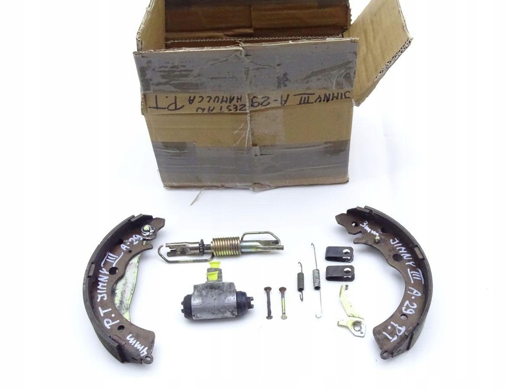 фото №6, Suzuki jimny iii 98-18 набор тормозной тормозные колодки тормозные правый задняя