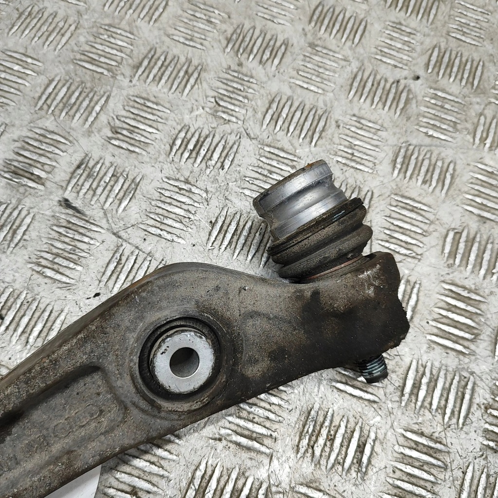 фото №7, Porsche macan 95b 2014 правая сторона нижний рычаг передний